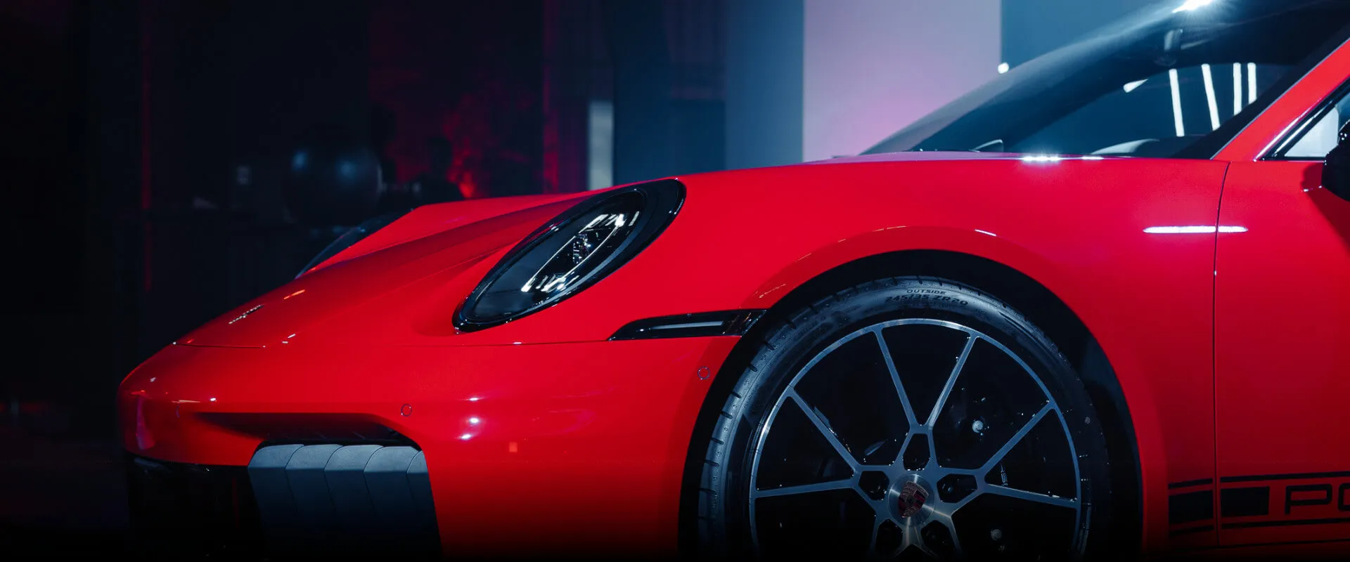 PORSCHE